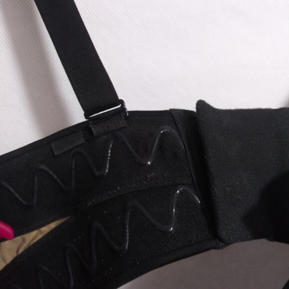 Ambrielle Strapless Multiway Full Figure Push Up Bra Size 36DDD - Picture 6 of 7